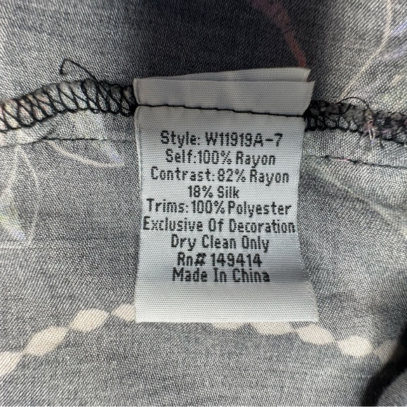 Johnny Was Paisley Print blouse w/black velvet trims and embroidery. SZ L EUC - Picture 6 of 12